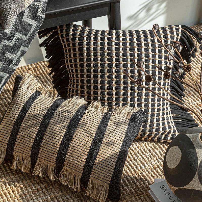 Premium Thick Woven Cushion Co - огляд і ціна Textured Throw Natural
